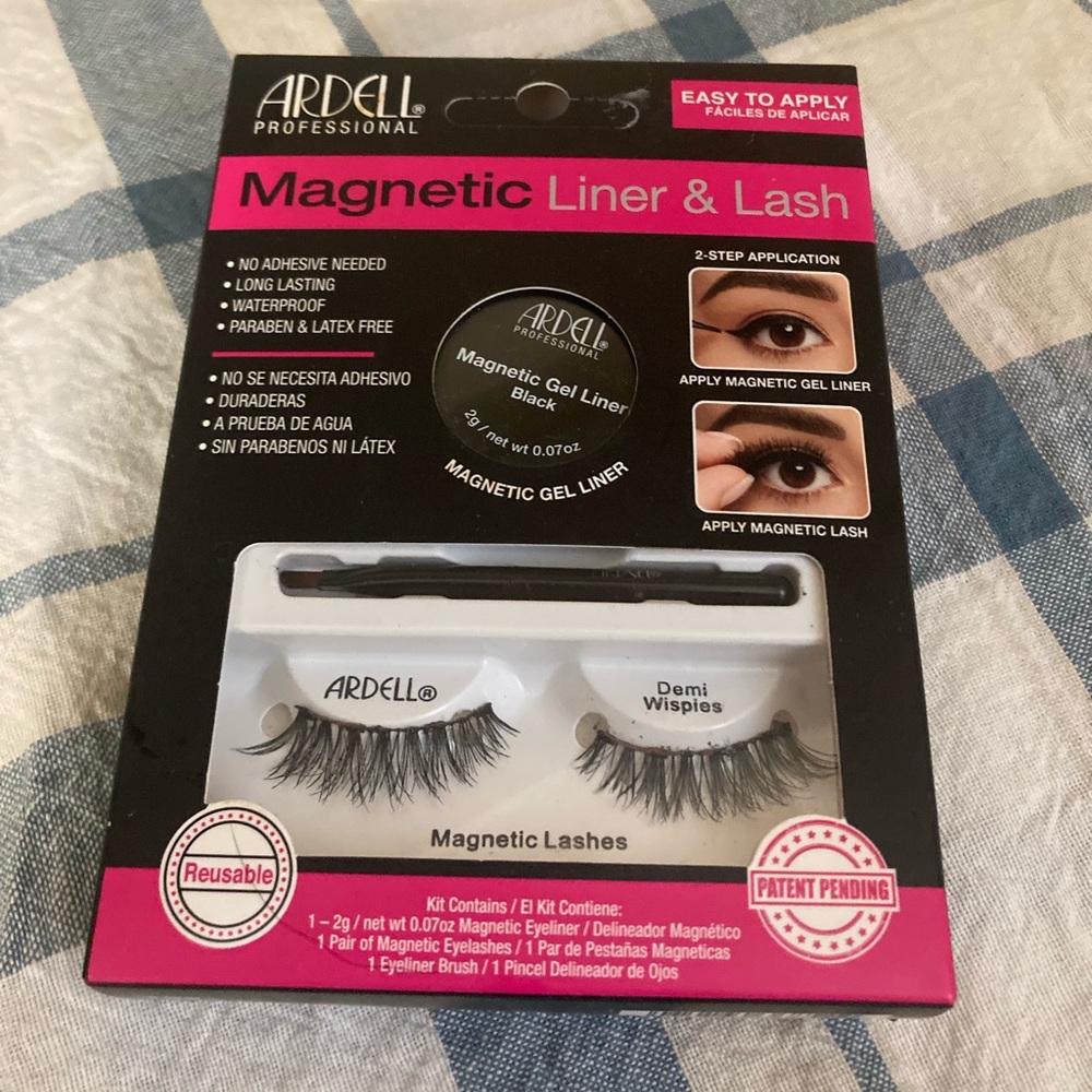 Reusable magnetic liner and eyelashes